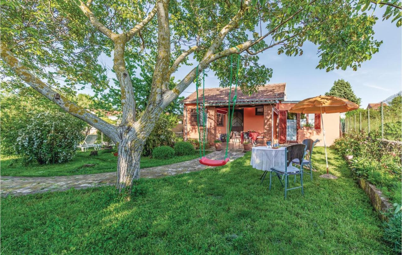 1 Bedroom Pet Friendly Home In Šišan Dış mekan fotoğraf