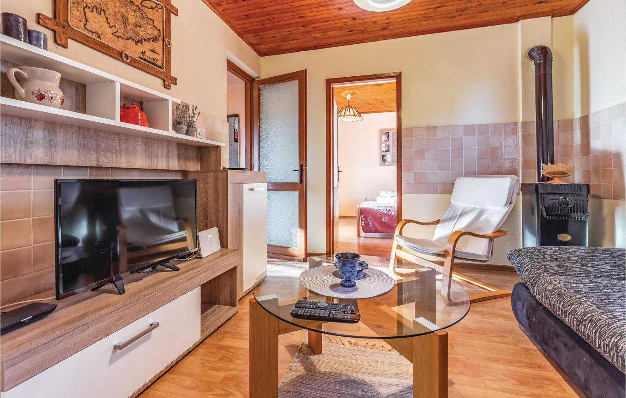 1 Bedroom Pet Friendly Home In Šišan Dış mekan fotoğraf