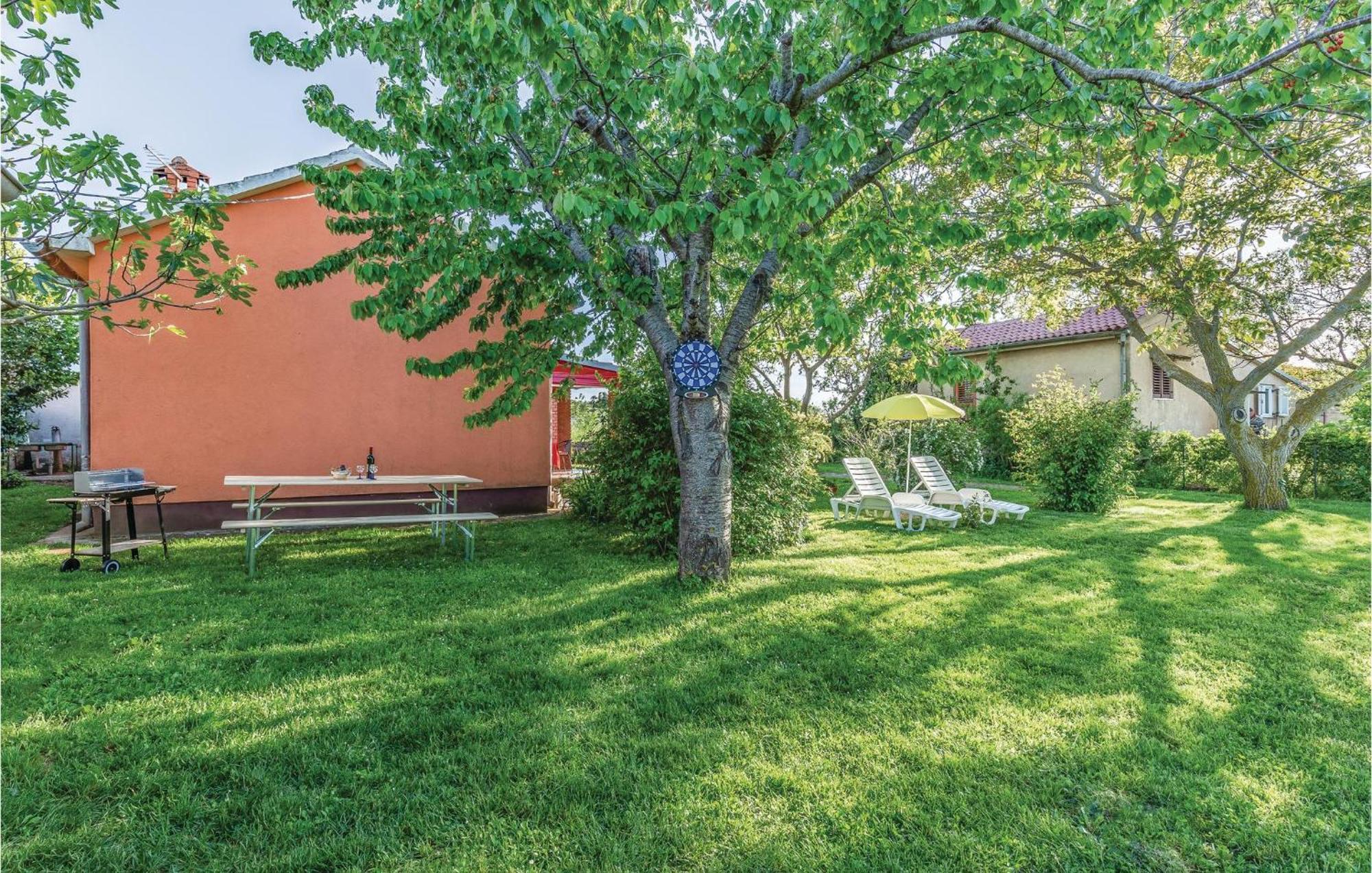1 Bedroom Pet Friendly Home In Šišan Dış mekan fotoğraf